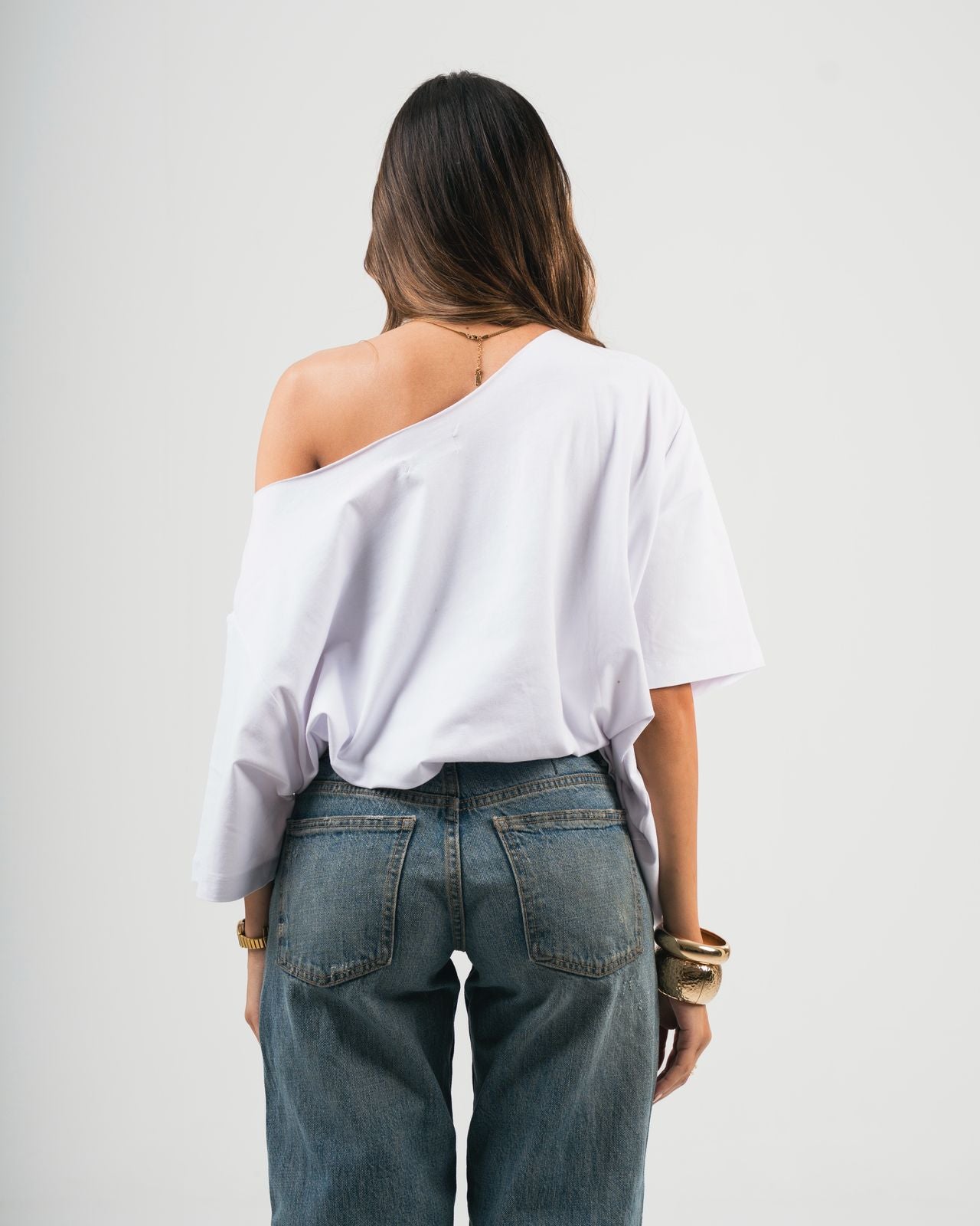 White OFF-SHOULDER TEE