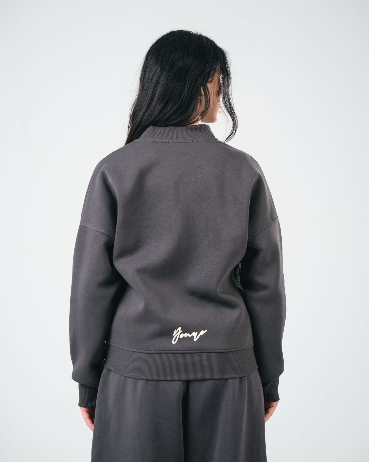 Dark grey Essential set