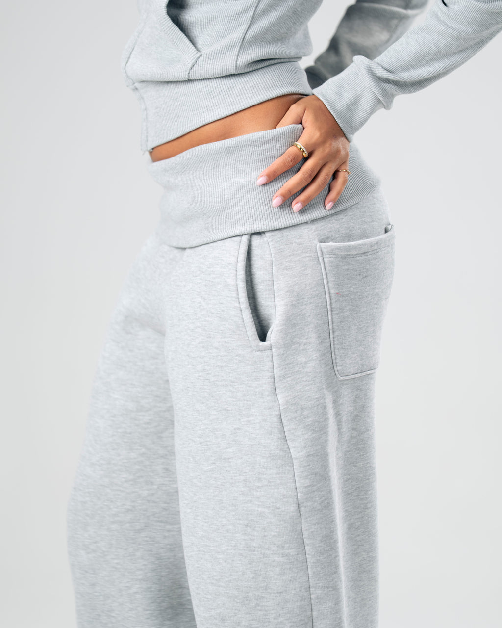 OFF-Duty Set in Grey
