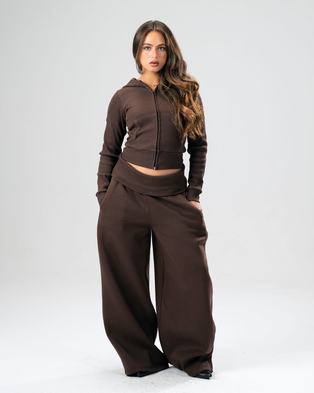 OFF-Duty Set in Brown