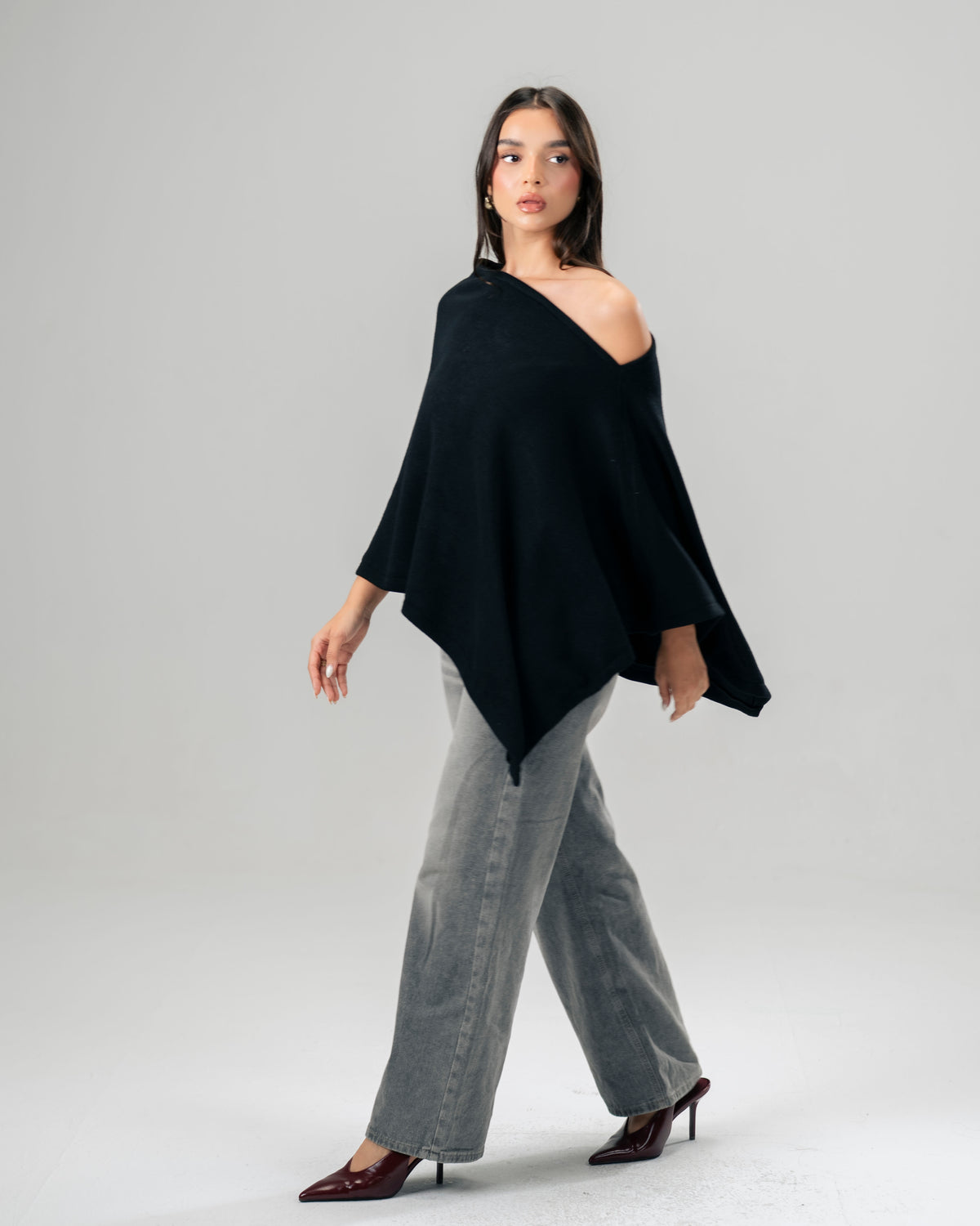 One-Shoulder black Poncho