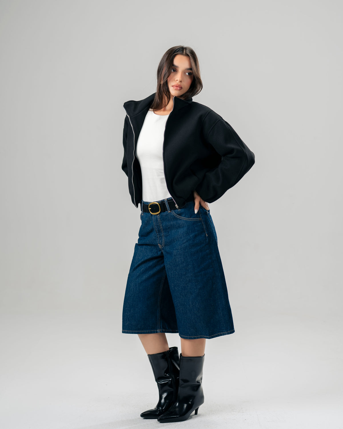 Cloud Zip Jacket In Black