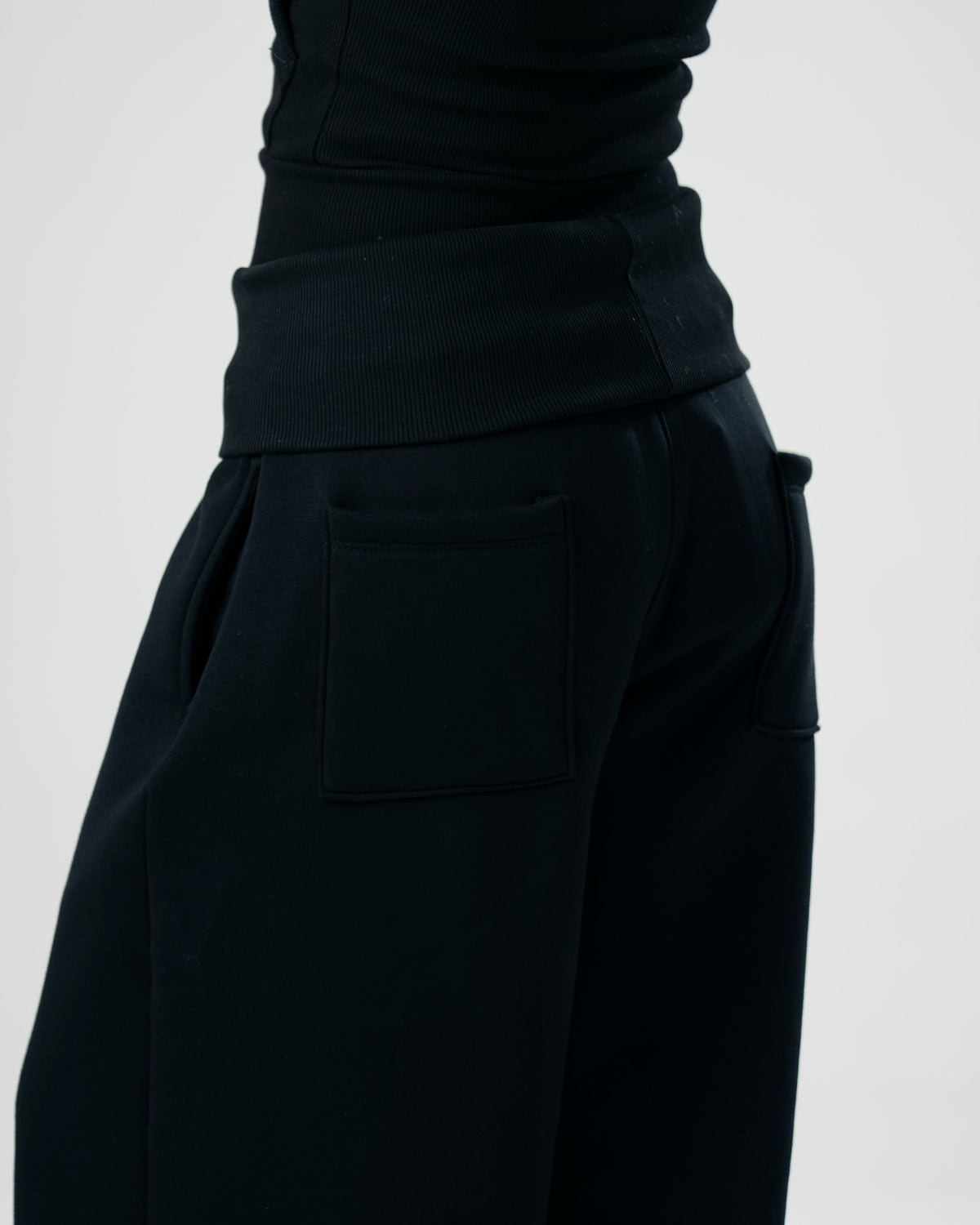 OFF-Duty Set in Black